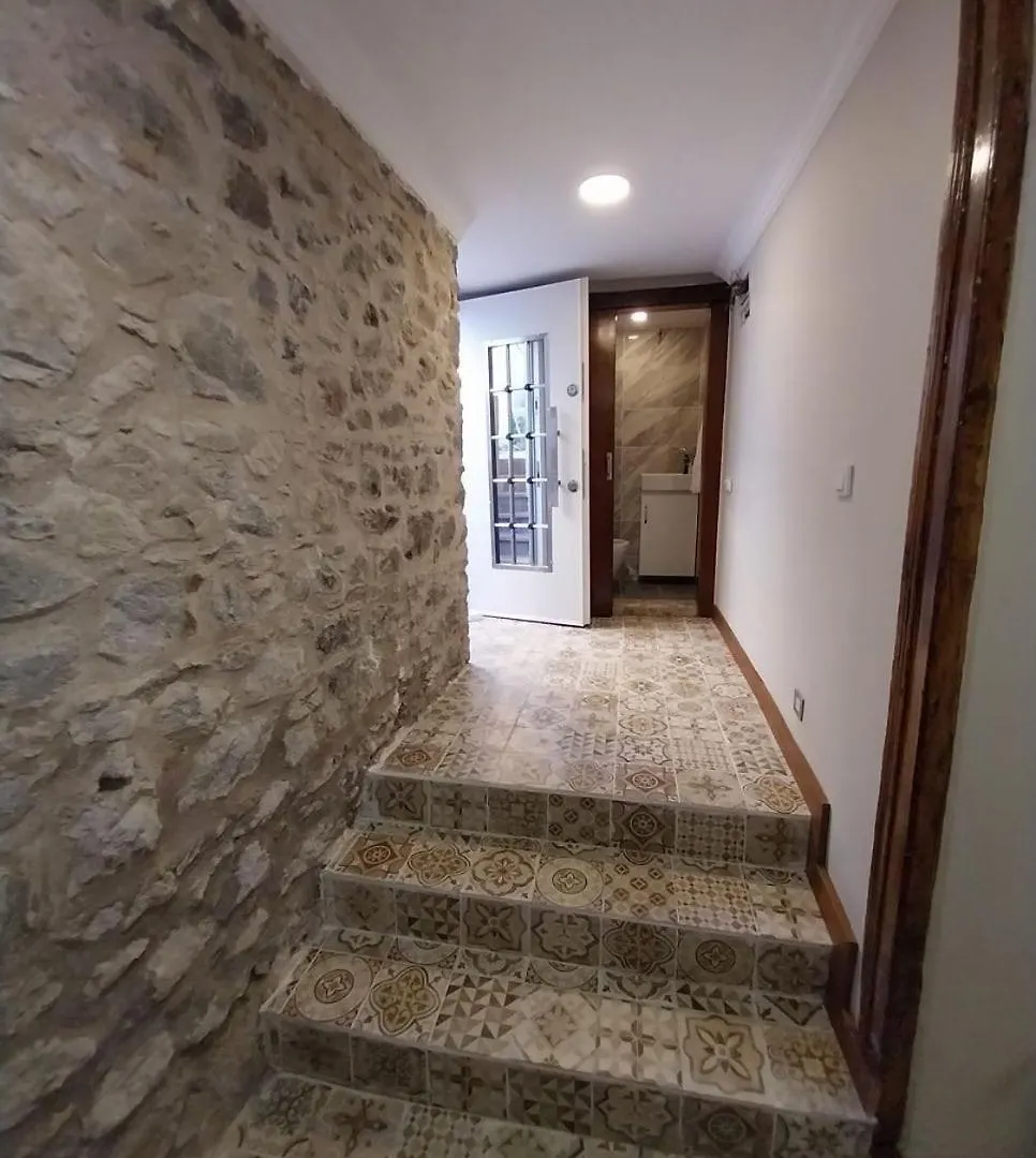 Akraios Guesthouse Beautiful Stone House In Konak イズミル 0*,  トルコ
